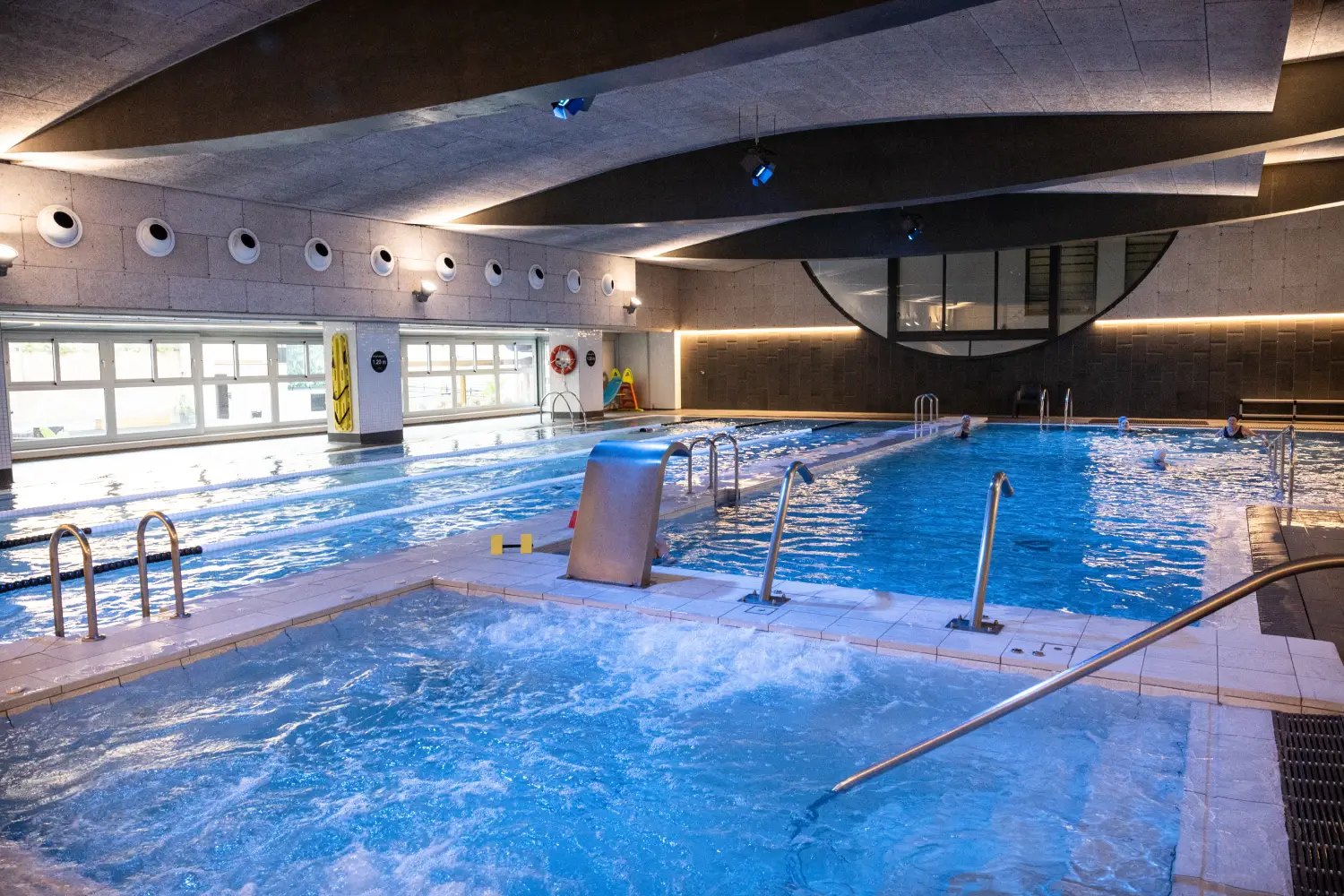 Gimnasio con piscina y SPA en Barcelona | Aiguajoc Aiguajoc piscina en Barcelona