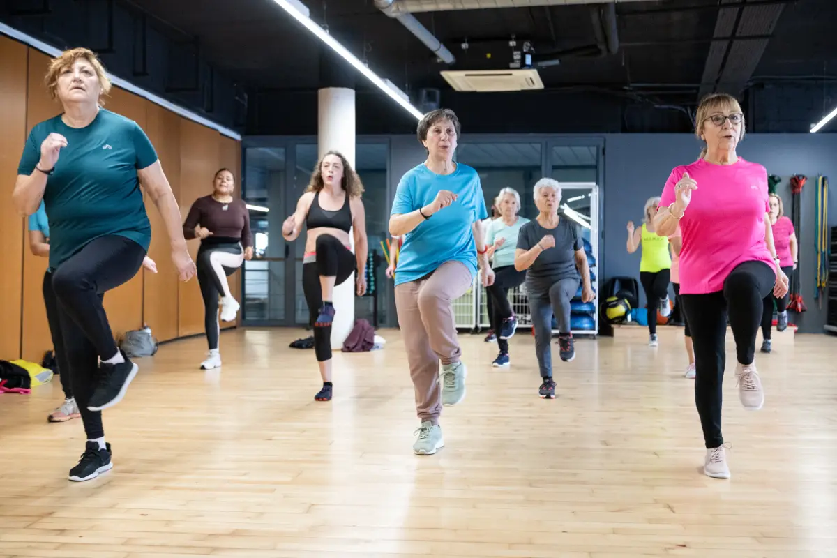 Dos nuevas clases que te mantendrán fuerte y ágil después de los 65 años Dos nuevas clases que te mantendrán fuerte y ágil después de los 65 años