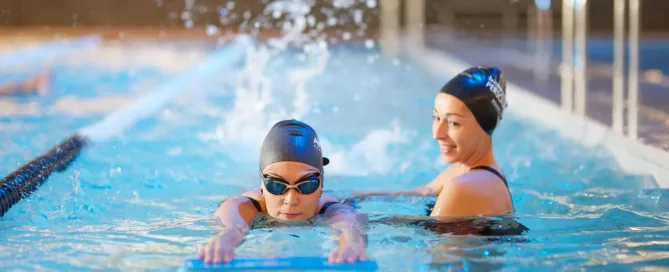 Gimnasio con piscina en Barcelona AIGUAJOC